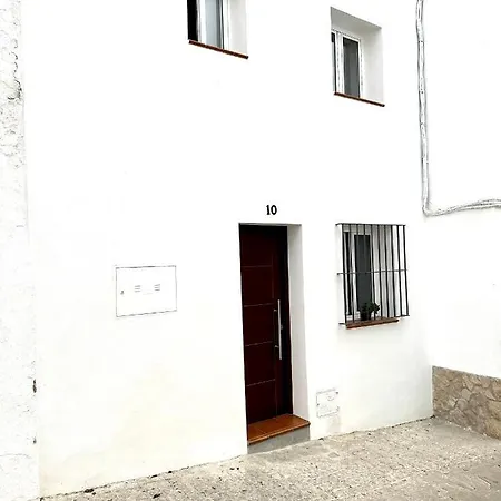 Bajo Torreon Apartment Setenil De Las Bodegas Exterior photo